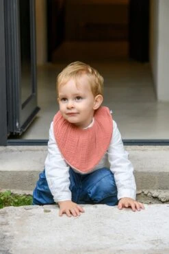 Bavoir-bandana Réversible En Bambou Et Gaze Marsala -Bbandco 10886 Bavoir bandana reversible marsala Accueil par BBCo