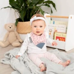 Bavoir-bandana Avec Embout De Dentition Imprimé Cœurs Rose 8 Bavoir-bandana Avec Embout De Dentition Imprimé Cœurs Rose -Bbandco 2 4