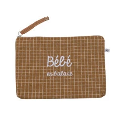 Baby Trousse Coton Enduit Brodée “Bébé En Balade” Carreaux Caramel
